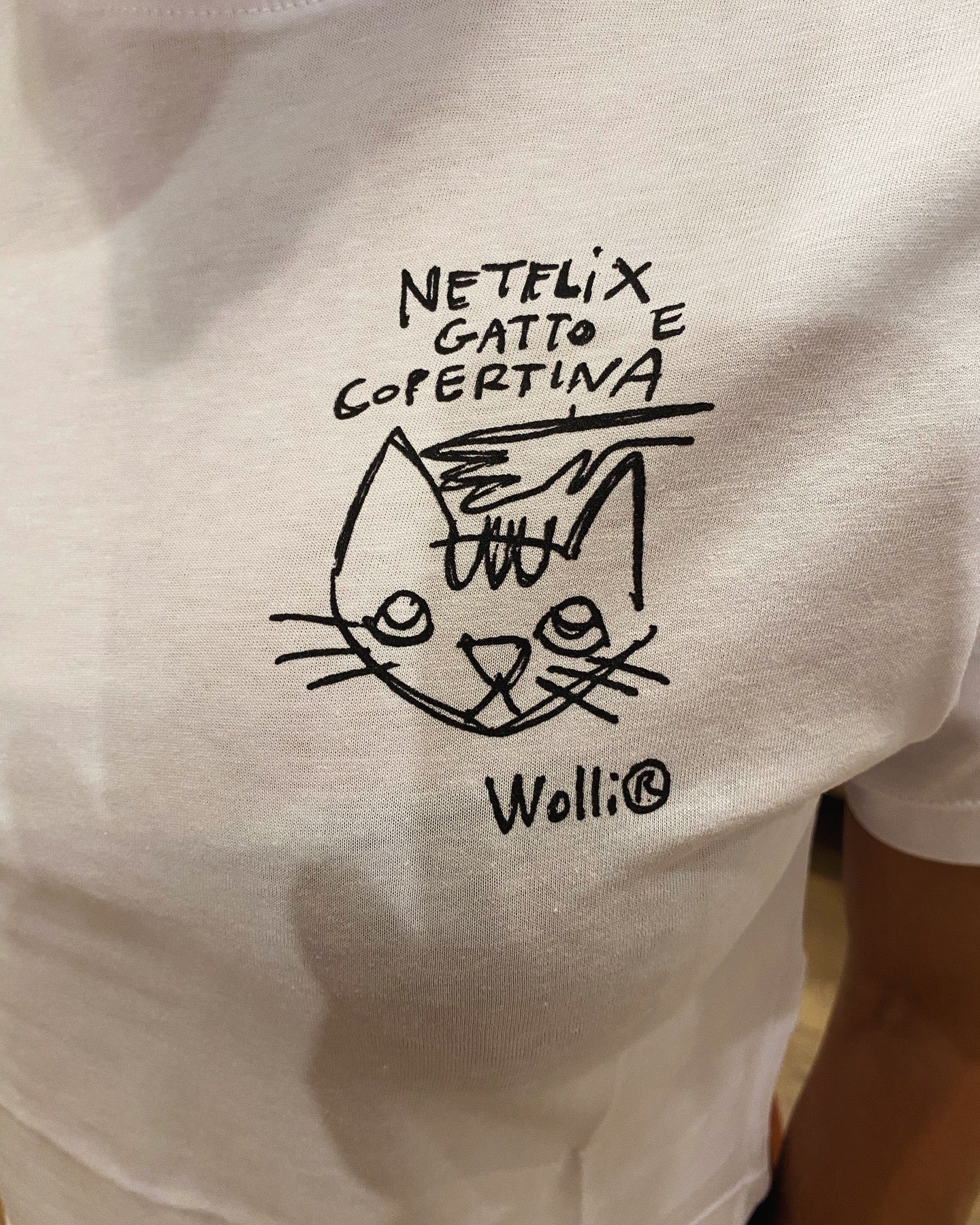 T-shirt donna Netflix Gatto e copertina - Wolli®