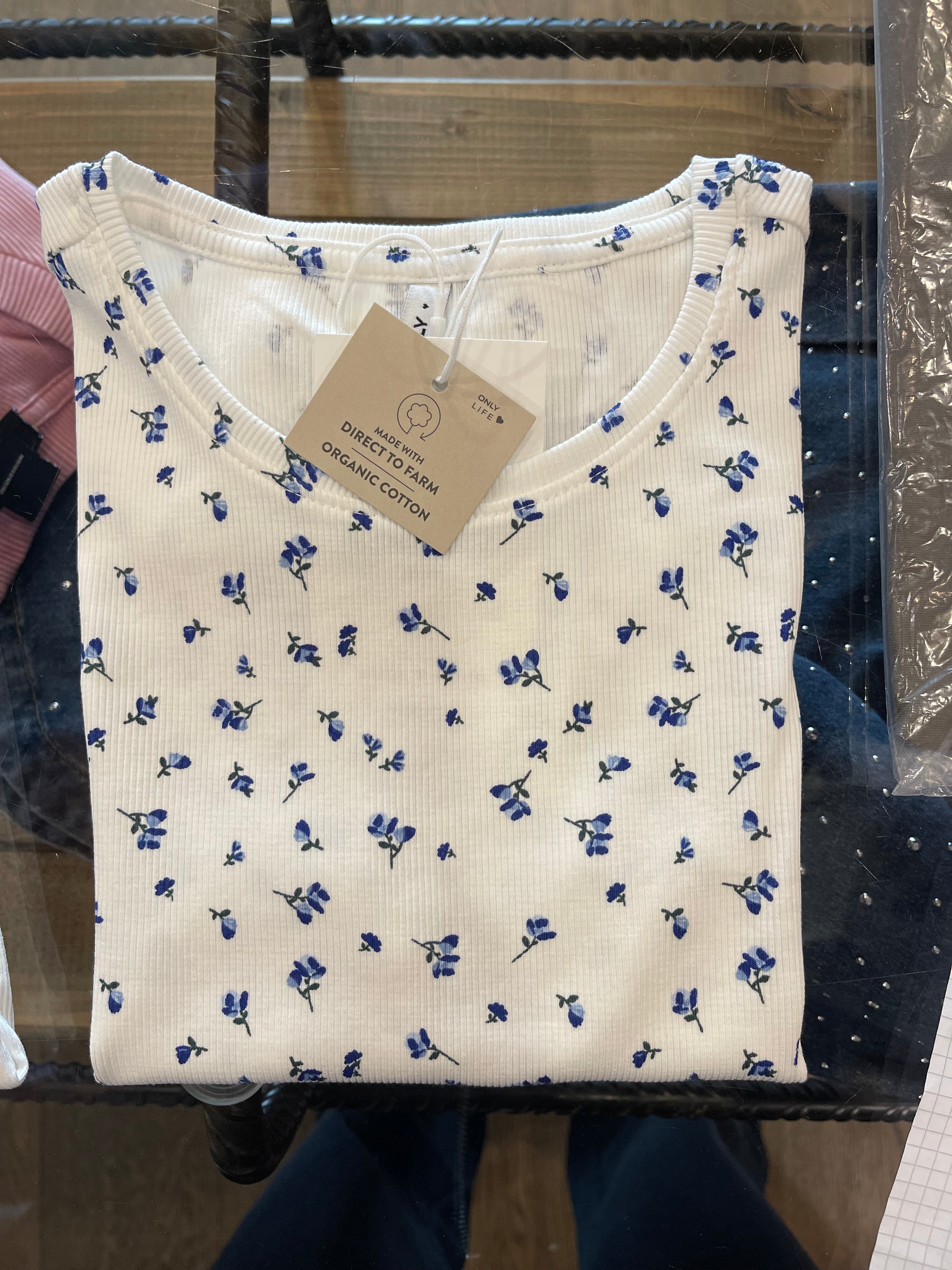 T-shirt Only fiori